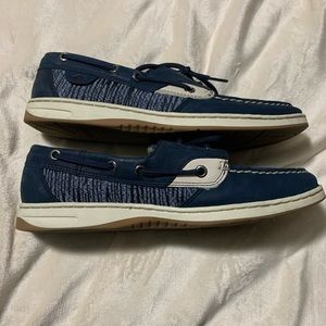 Sperry size 9 women’s shoe